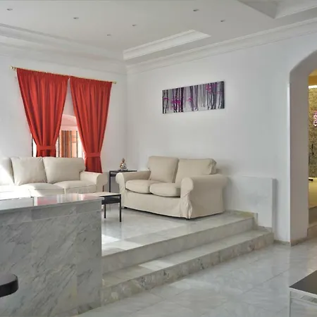 Villa Los Molinos Montana Blanca